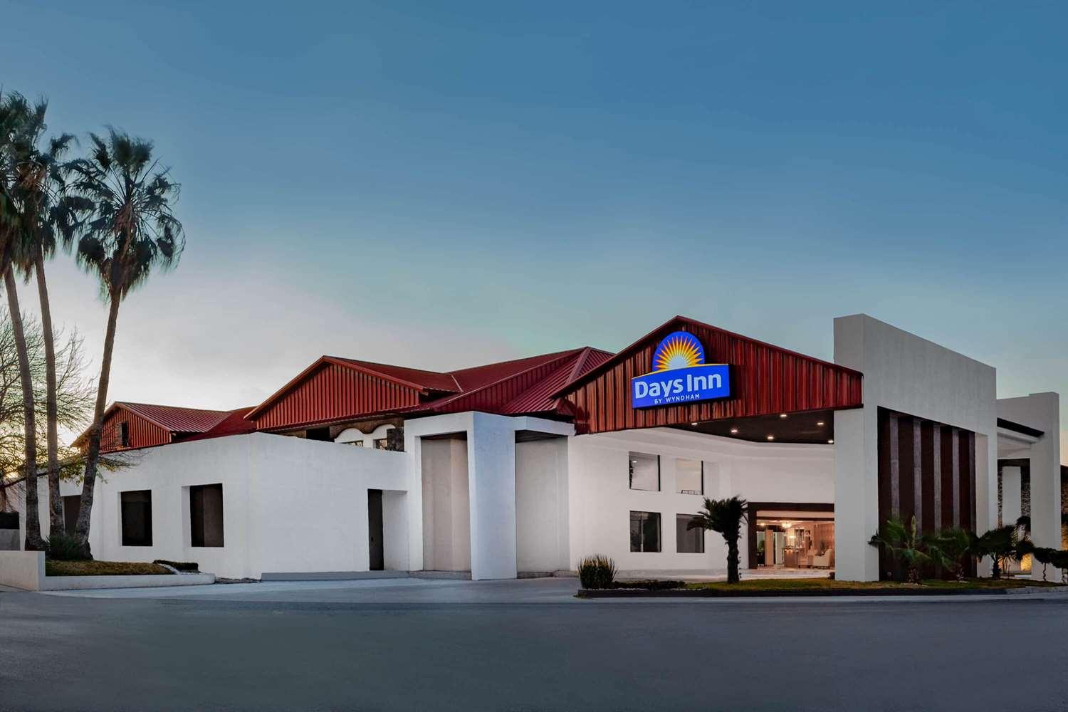 Days Inn by Wyndham Piedras Negras image