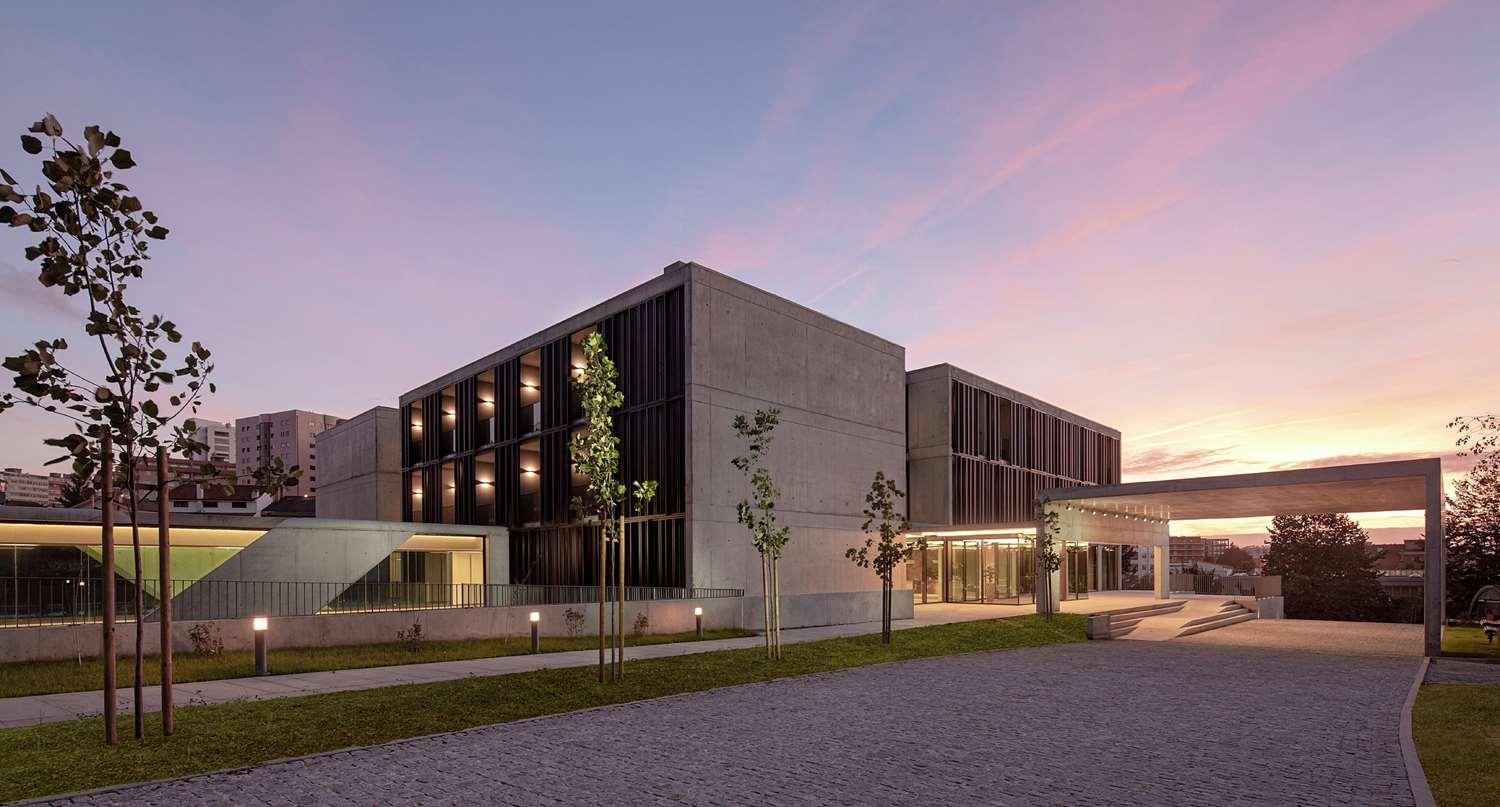 Boeira Garden Hotel Porto Gaia, Curio Collection by Hilton image