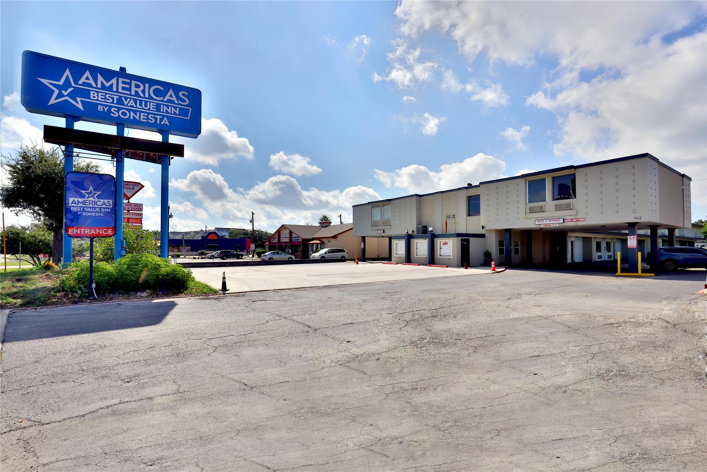 Americas Best Value Inn San Antonio Airport South image