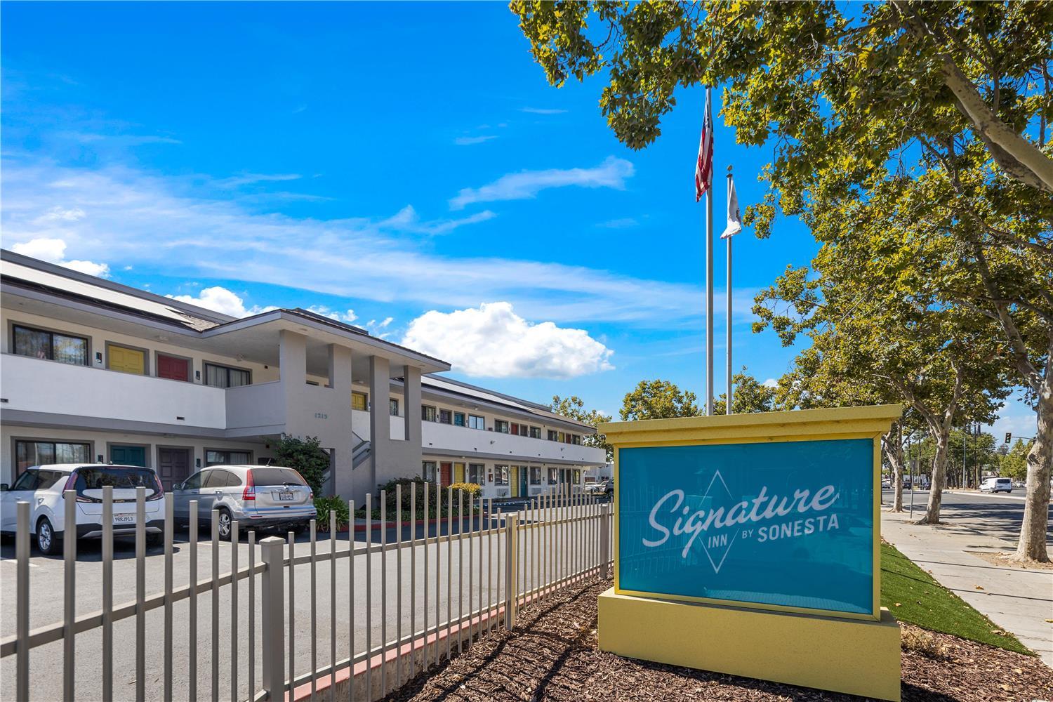 Signature Inn San Jose image