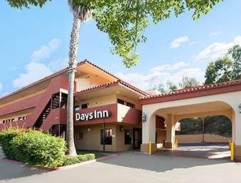 Days Inn by Wyndham Encinitas Moonlight Beach image