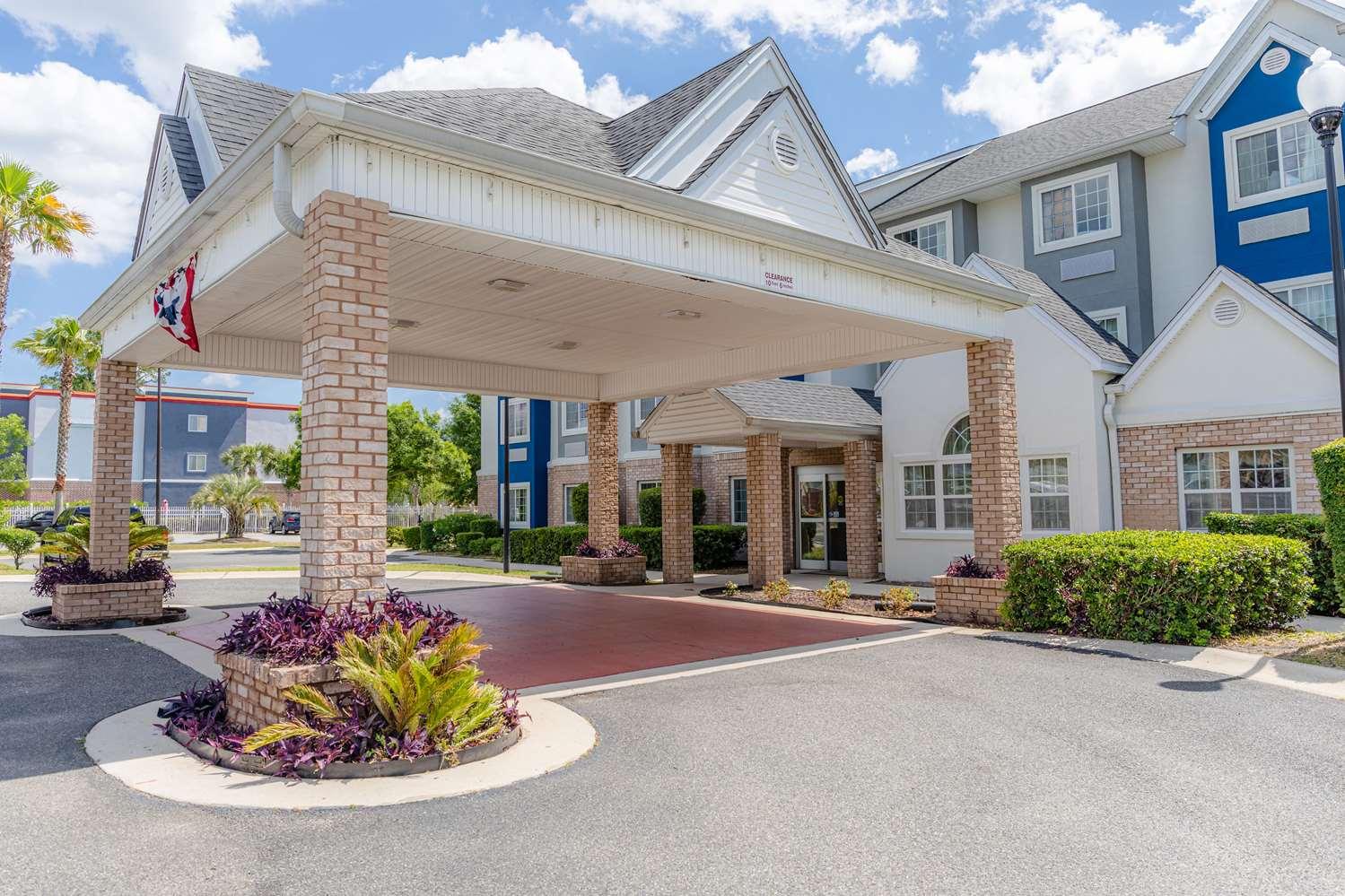 Microtel Inn & Suites by Wyndham Kingsland Naval Base I-95 in Kingsland, GA