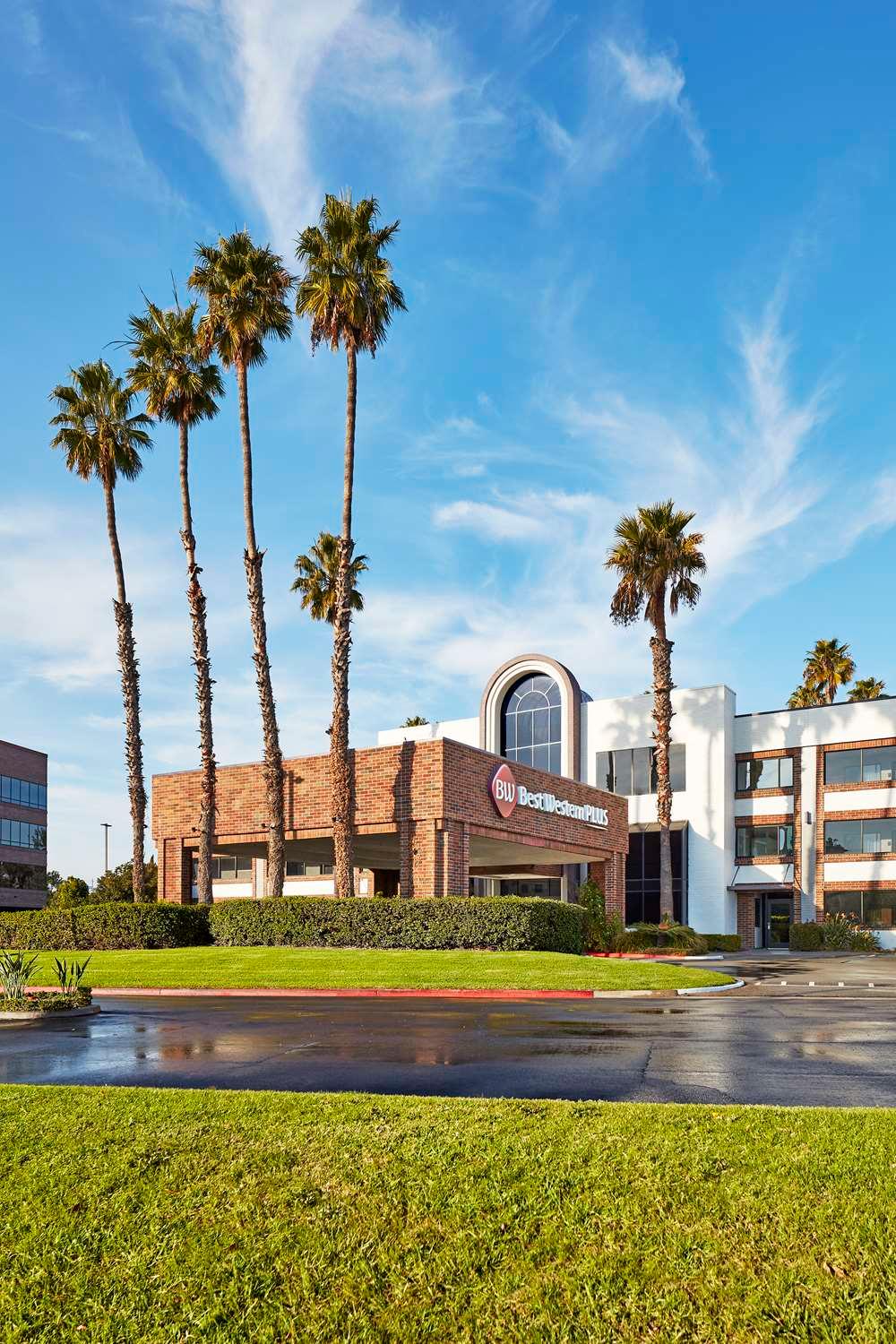 Best Western Plus Meridian Inn & Suites, Anaheim-Orange in Orange, CA