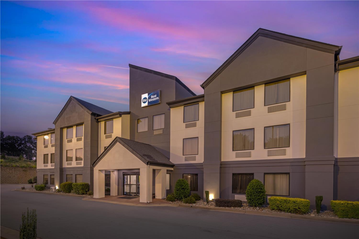 Best Western Commerce Inn image