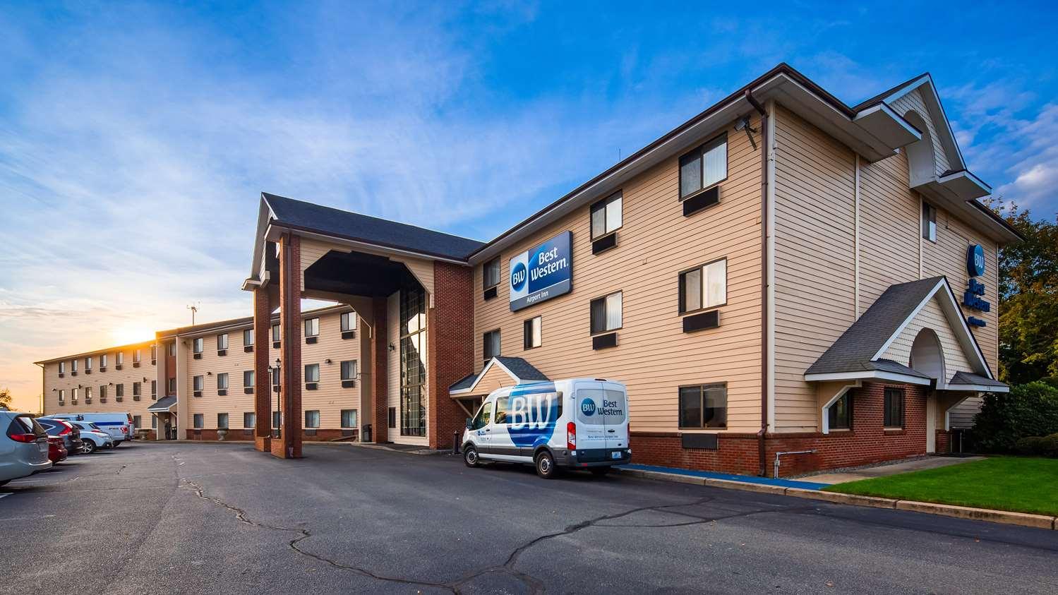 Best Western Airport Inn in Warwick, RI