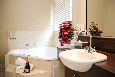 Best Western Bungil Creek Motel in Outback Queensland, AU