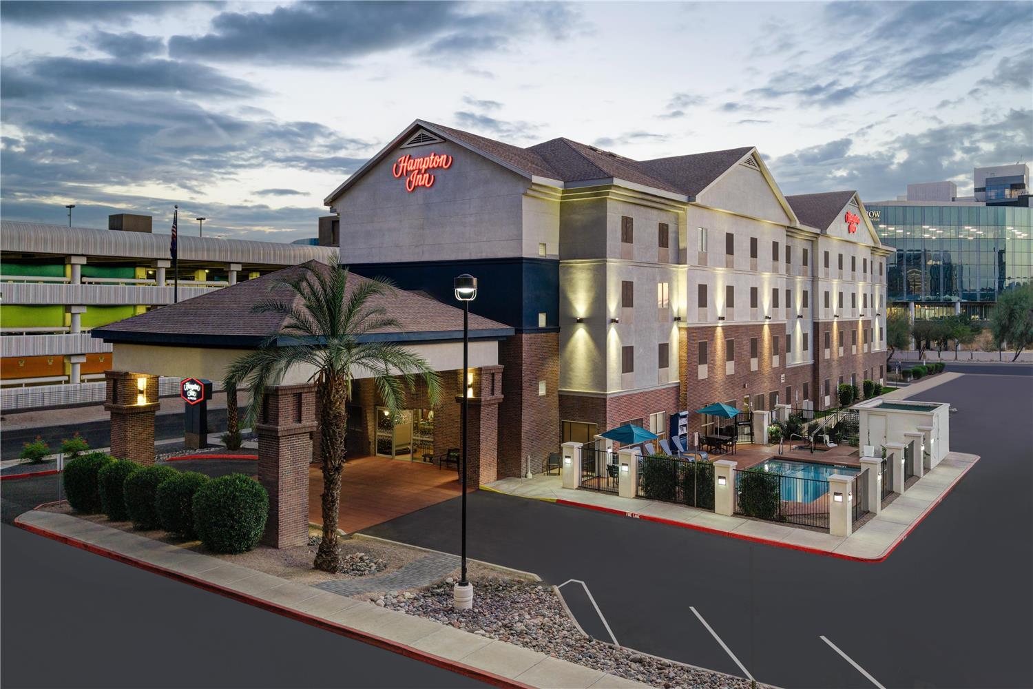 Hampton Inn Phoenix-Midtown-Downtown Area image