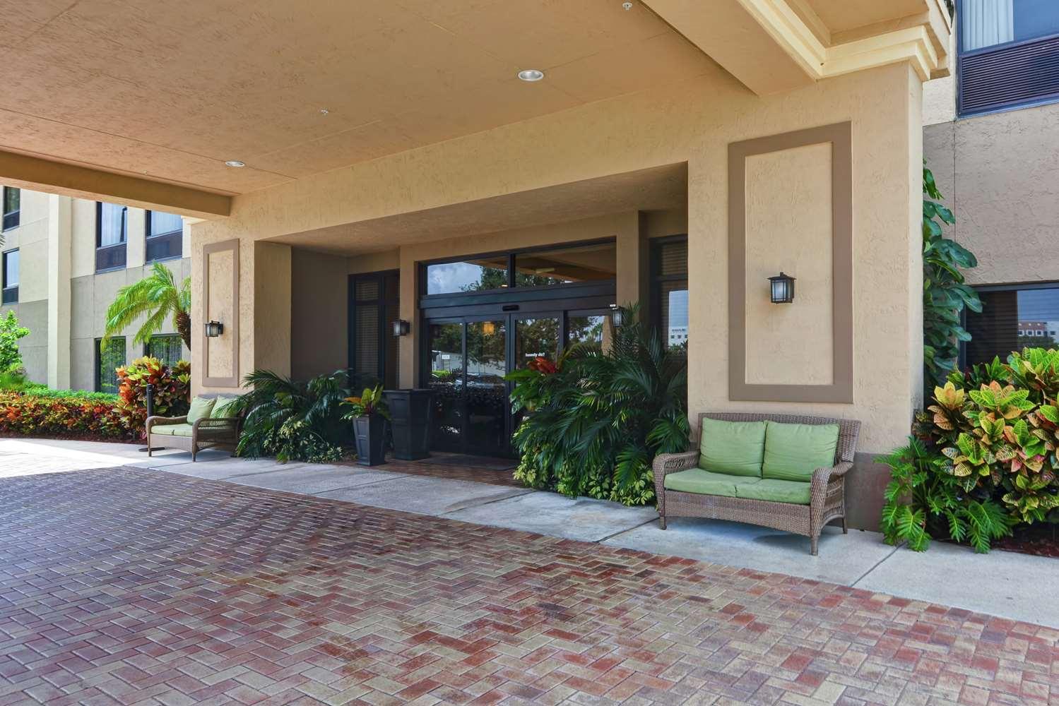 Hampton Inn West Palm Beach Florida Turnpike in West Palm Beach, FL