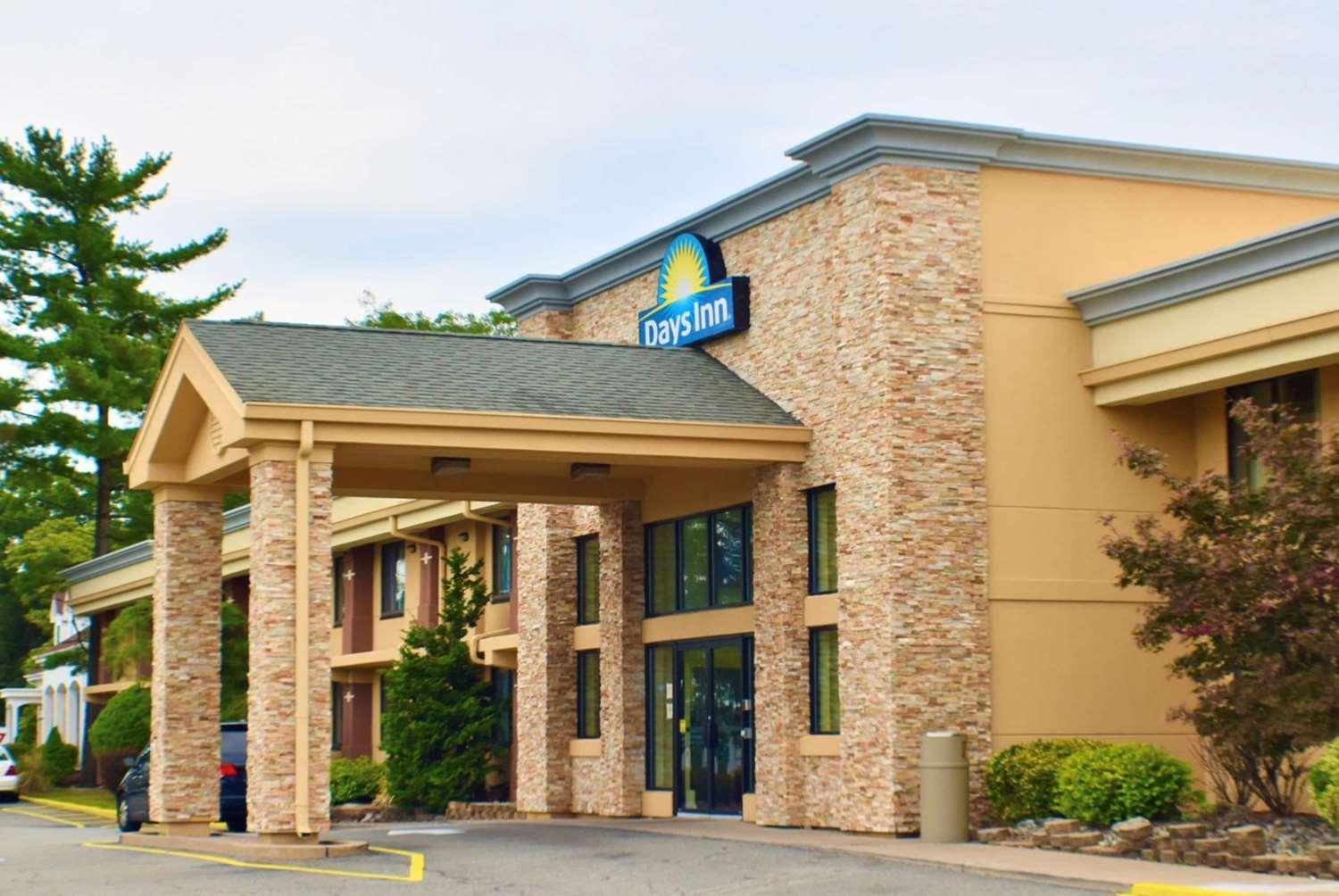 Days Inn by Wyndham Wayne in Wayne, NJ