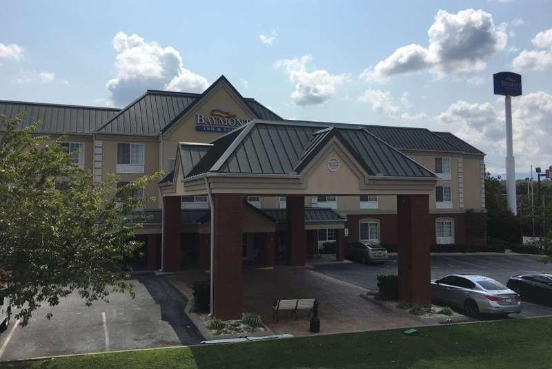 Baymont by Wyndham Clinton in Clinton, TN