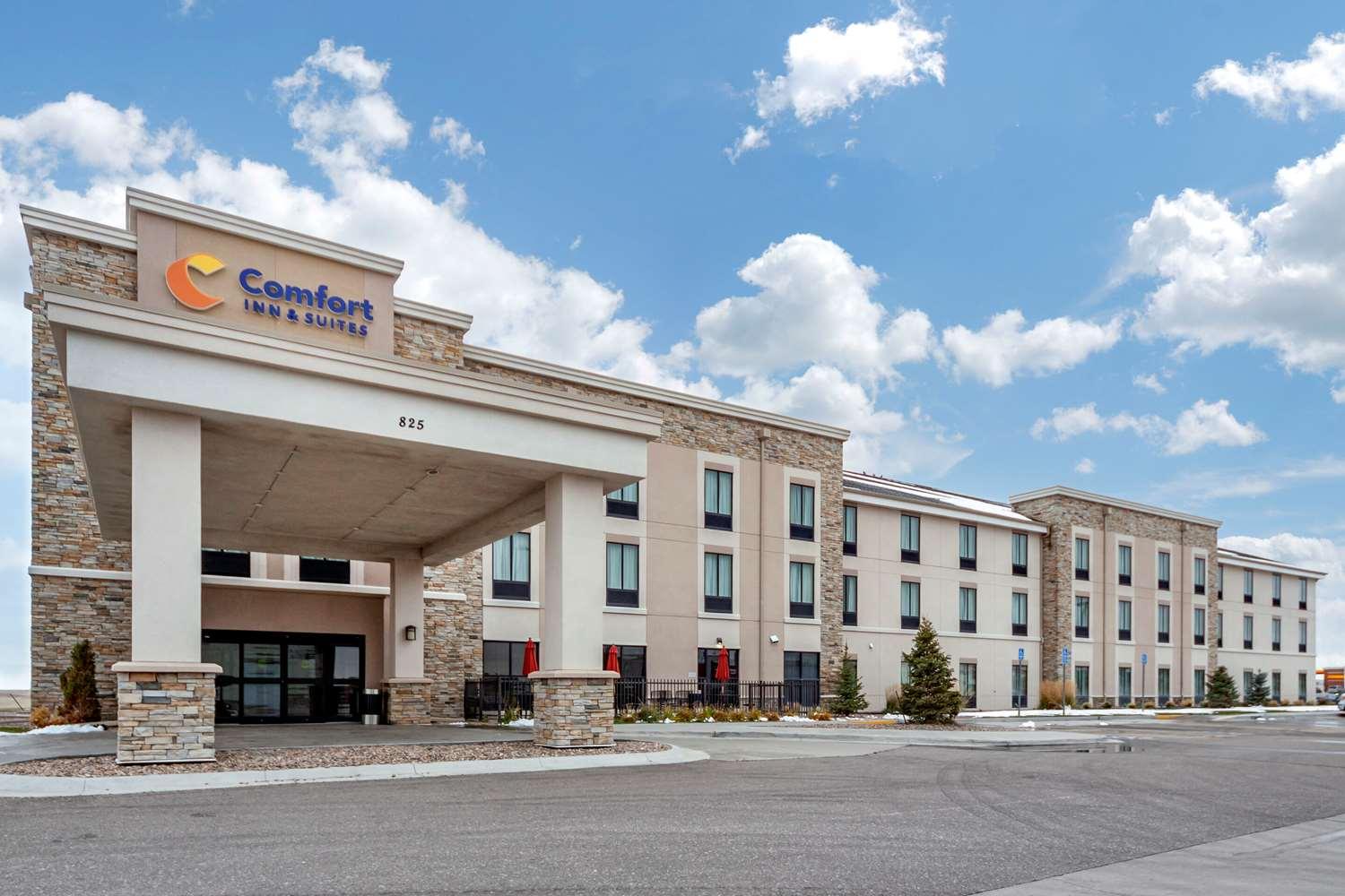 Comfort Inn and Suites image