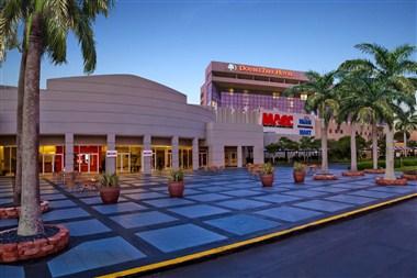 DoubleTree by Hilton Hotel Miami Airport & Convention Center in Miami, FL