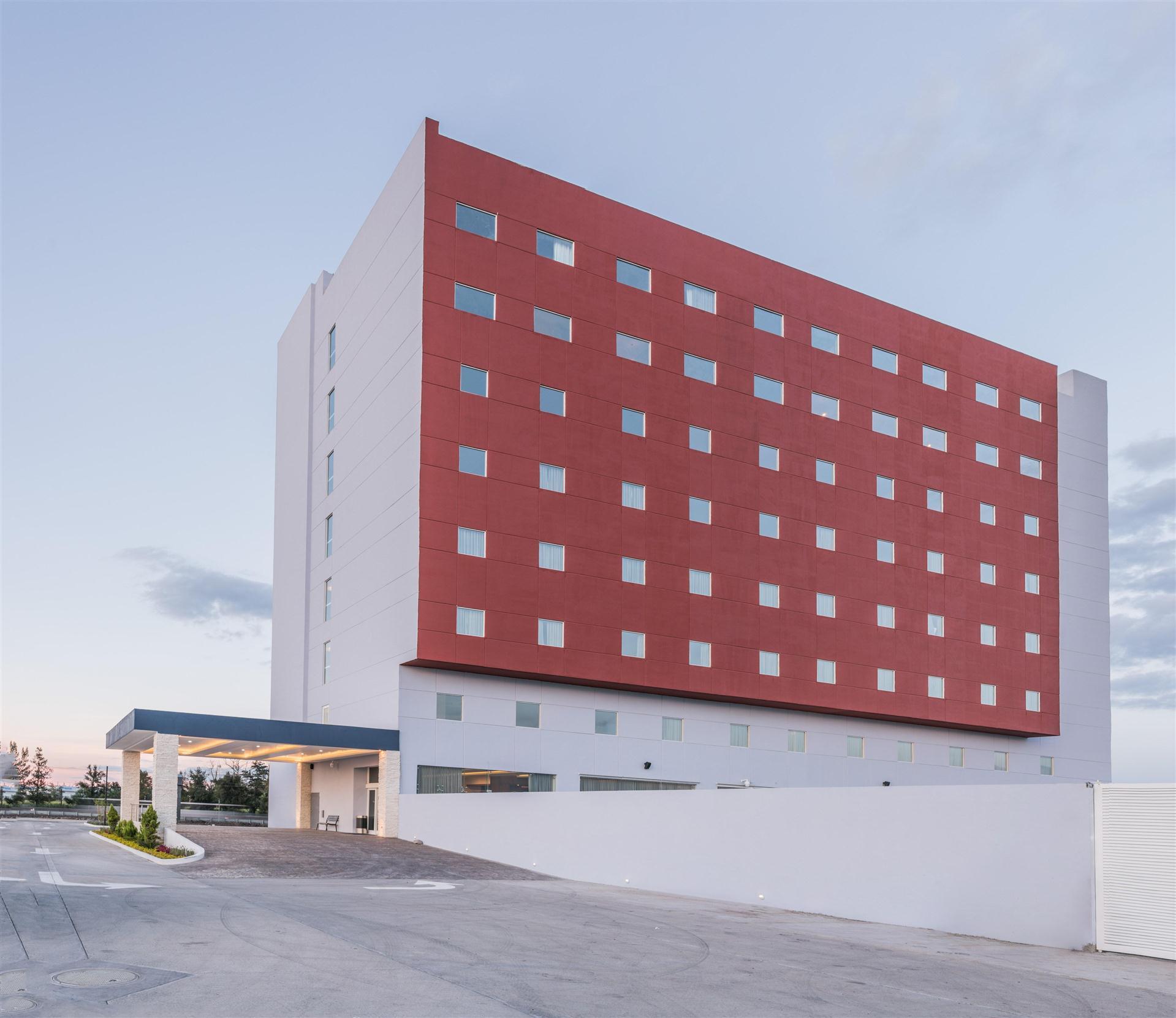 Hampton Inn & Suites by Hilton Salamanca Bajio in Salamanca, MX