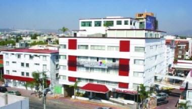 Hotel Campestre Inn Leon in Leon, MX