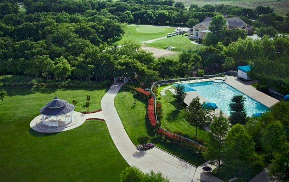 Dallas/Fort Worth Marriott Hotel & Golf Club at Champions Circle in Fort Worth, TX