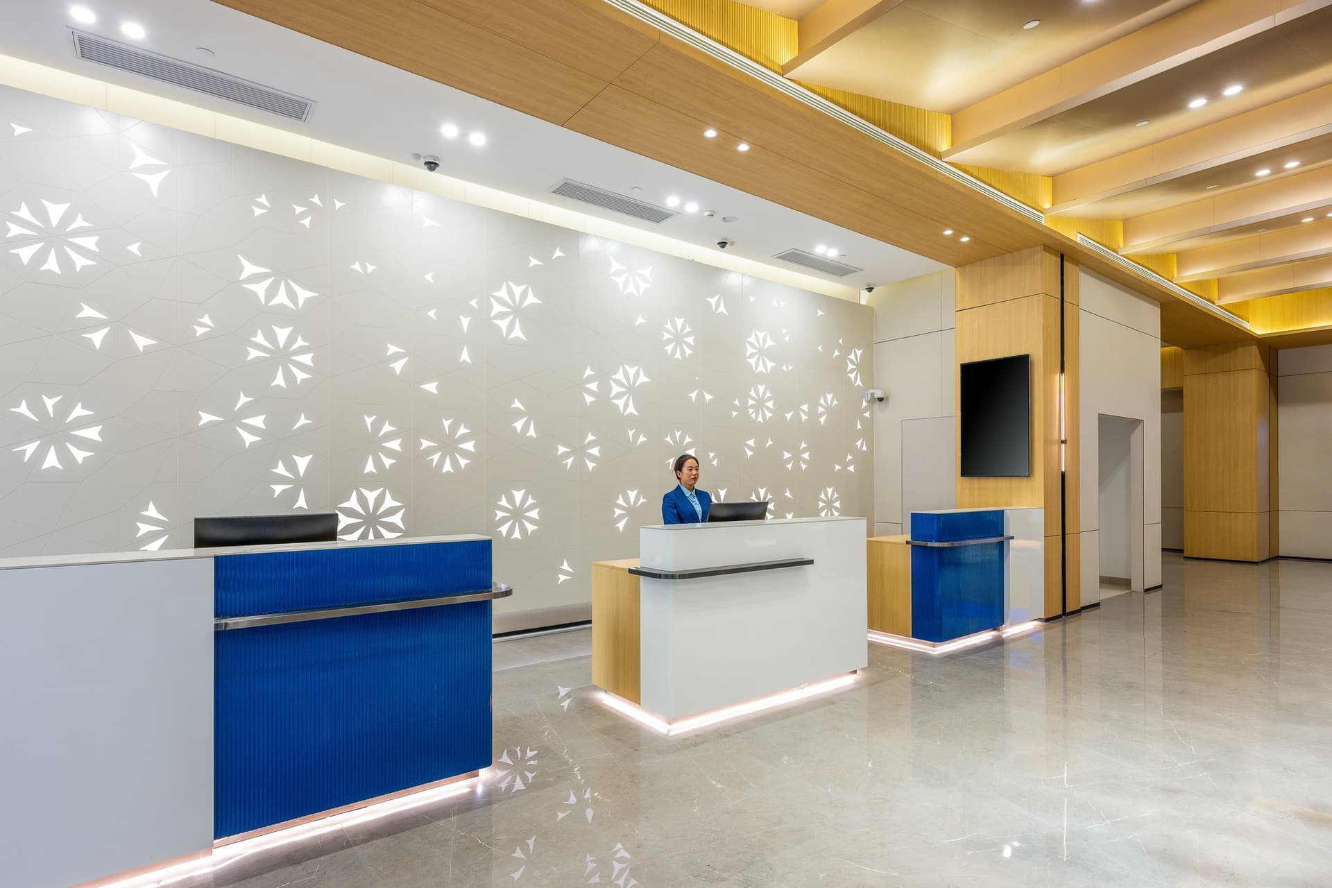 Holiday Inn Express Suzhou Fenhu в Сучжоу, CN