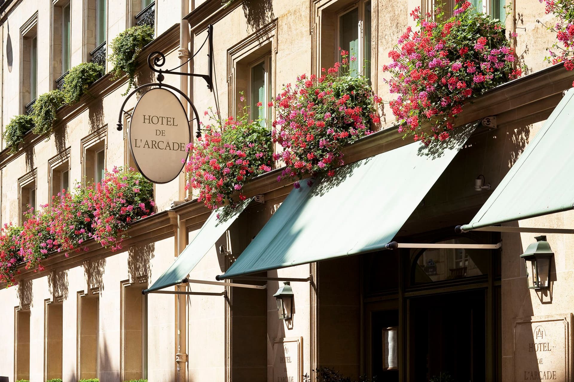Hotel De L'Arcade в Paris, FR