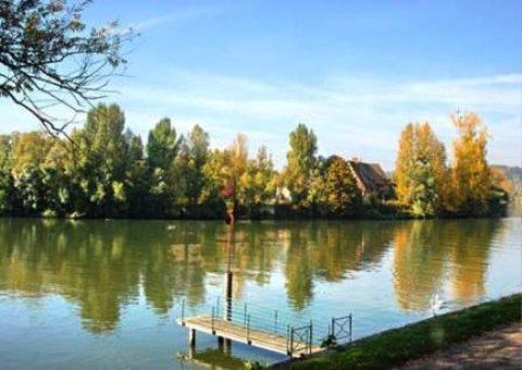 La Chaine D'or, Evreux, FR