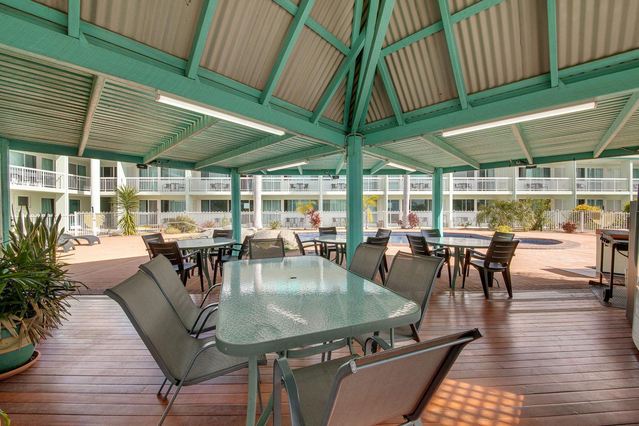 The Reef Adventureland Motor Inn image