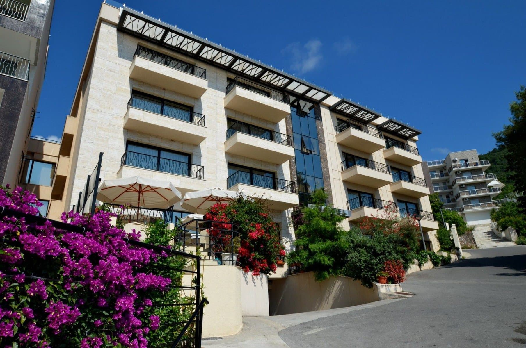 Hotel Residence в Budva, ME