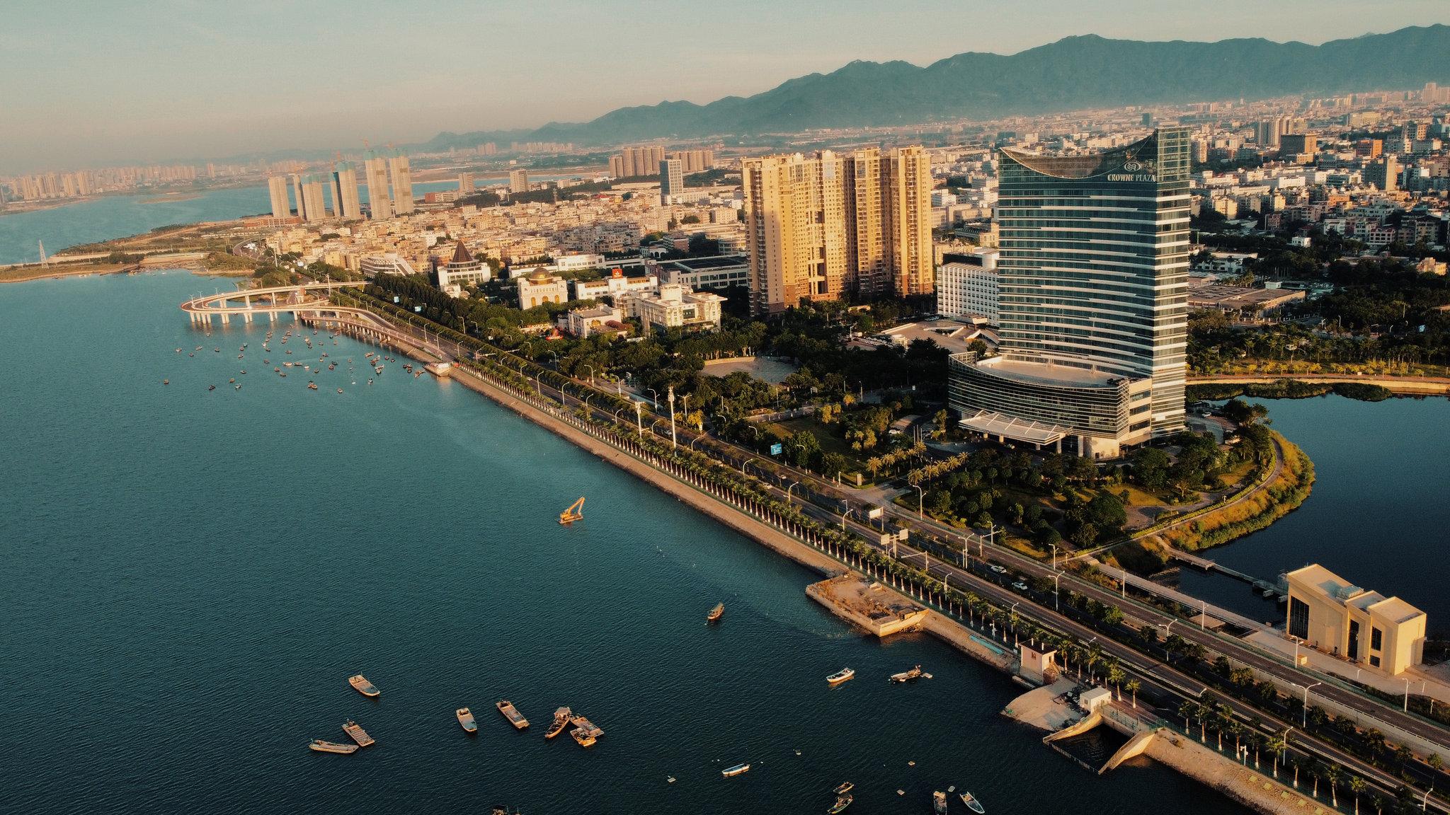 Crowne Plaza Xiamen Jimei Seaview image