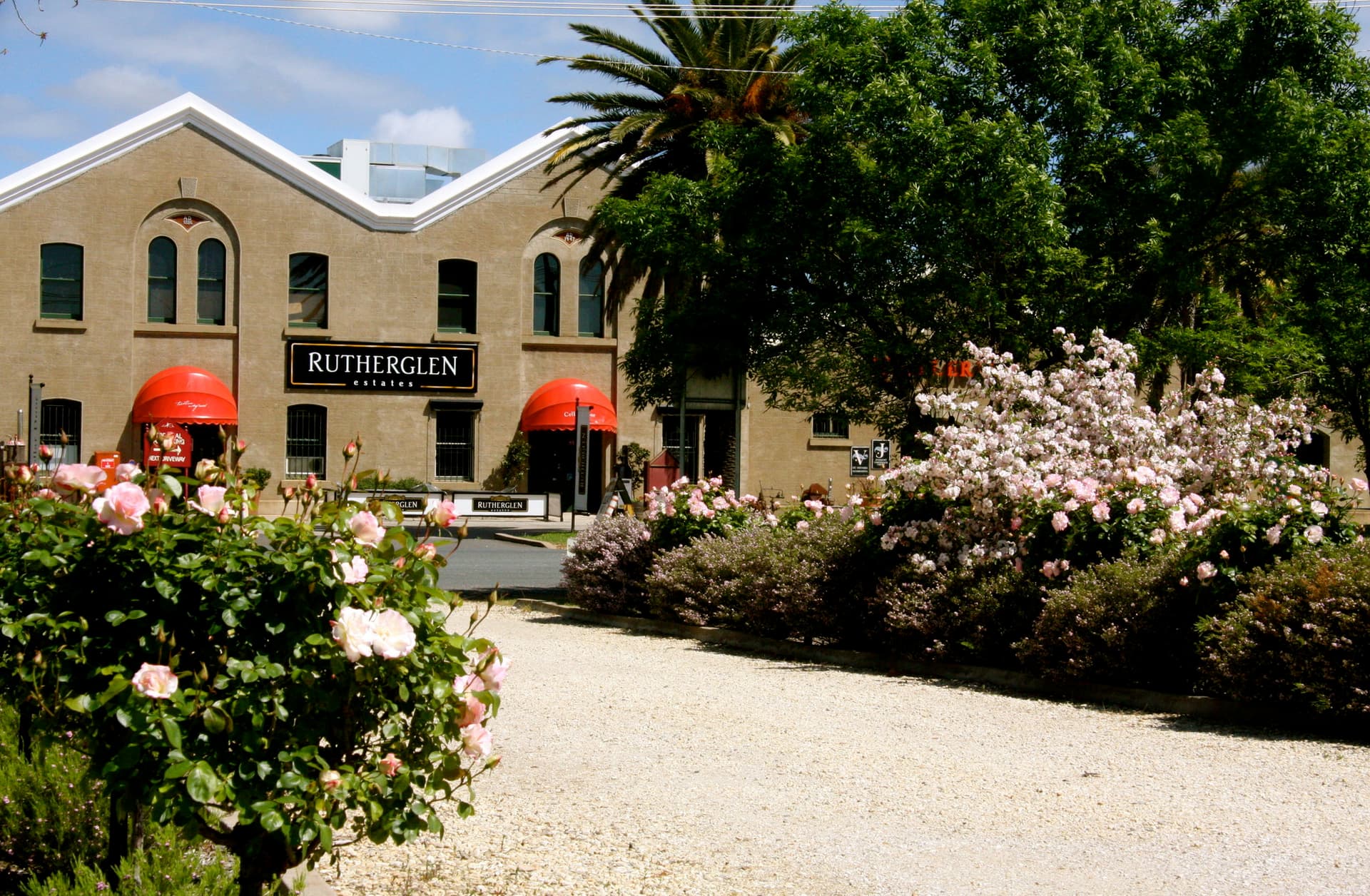 Golden Chain Wine Village Motor Inn в High Country, AU