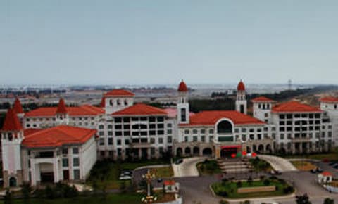 濰坊, CNにおけるChenming International Hotel 