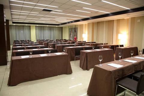 Plaza Veracruz in Valdepenas, ES