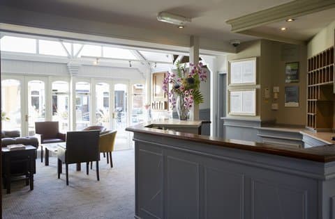 St Leonards Hotel in St. Leonards, GB1