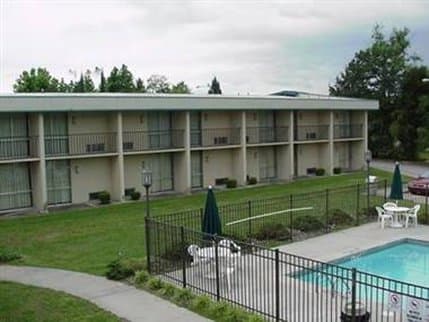 Americas Best Value Inn Henderson a Henderson, NC