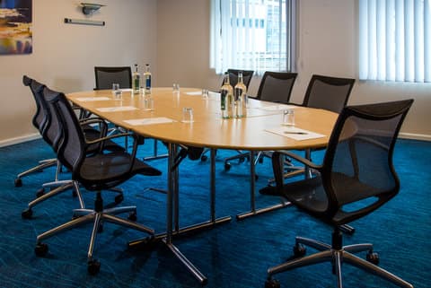 Holiday Inn Express Newcastle City Centre в Ньюкасл-апон-Тайн, GB1