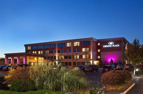 Crowne Plaza Boston - Woburn in วูเบิร์น, MA