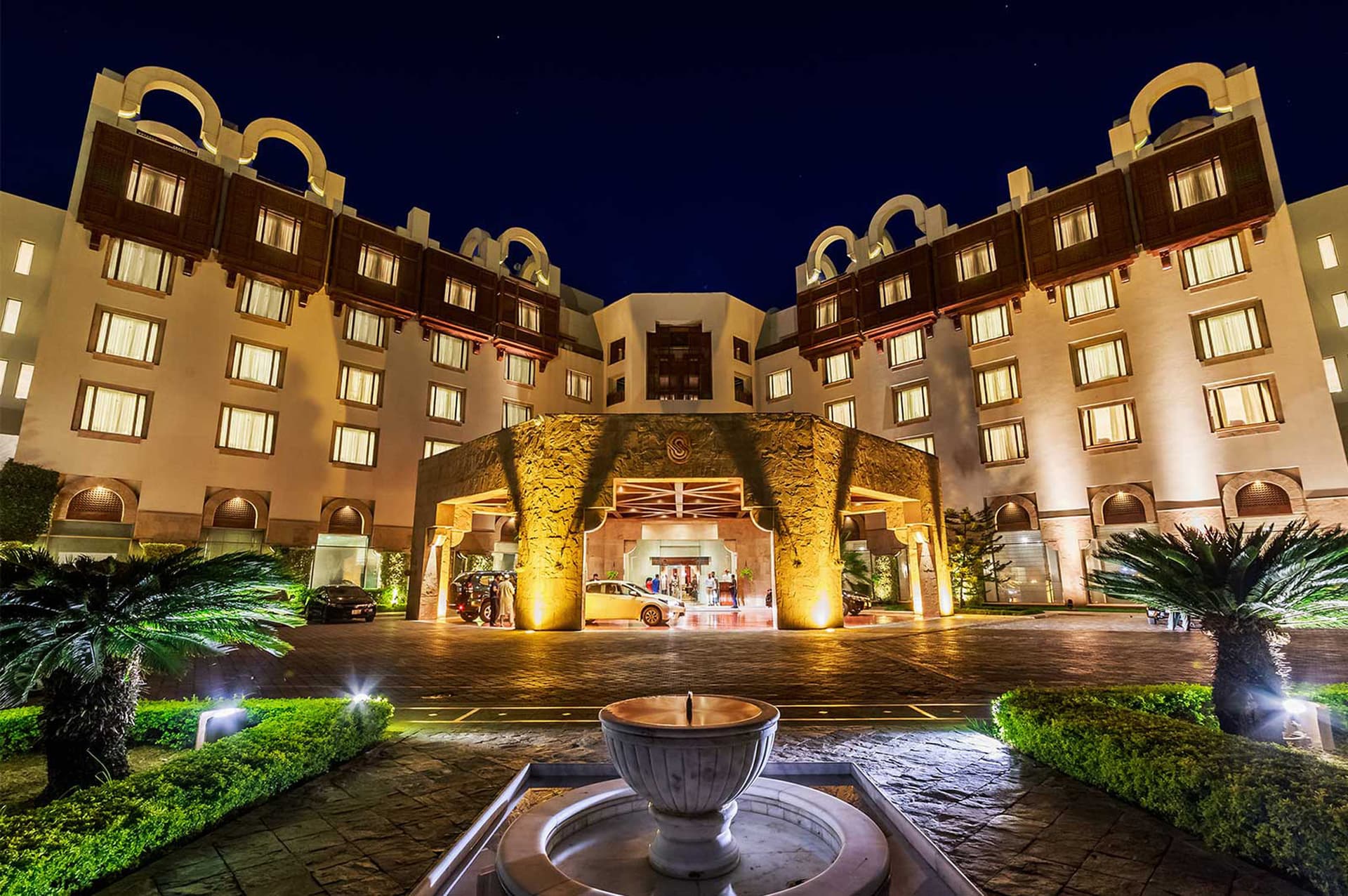 Islamabad Serena Hotel в Islamabad, PK