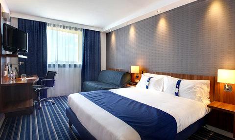 Holiday Inn Express Montpellier - Odysseum in มงเปอลีเย, FR