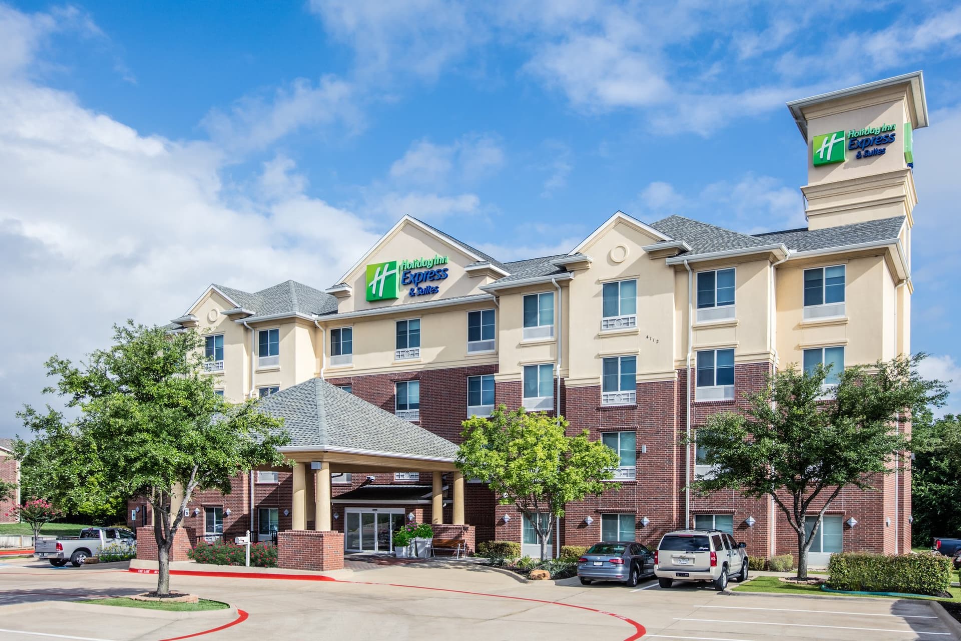 Holiday Inn Express Hotel & Suites Dallas - Grand Prairie I-20 в Гранд-Прейри, TX