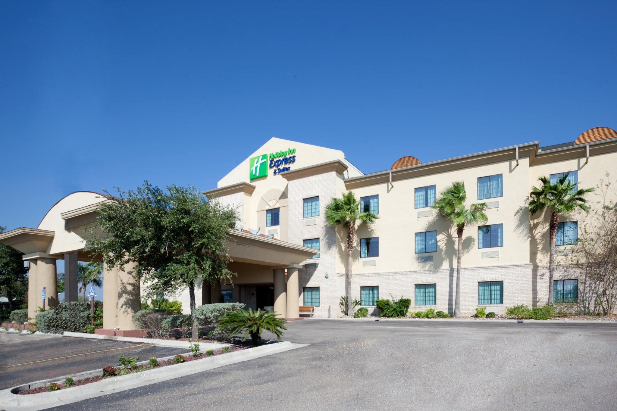 Holiday Inn Express Hotel & Suites Alice in Alice, TX