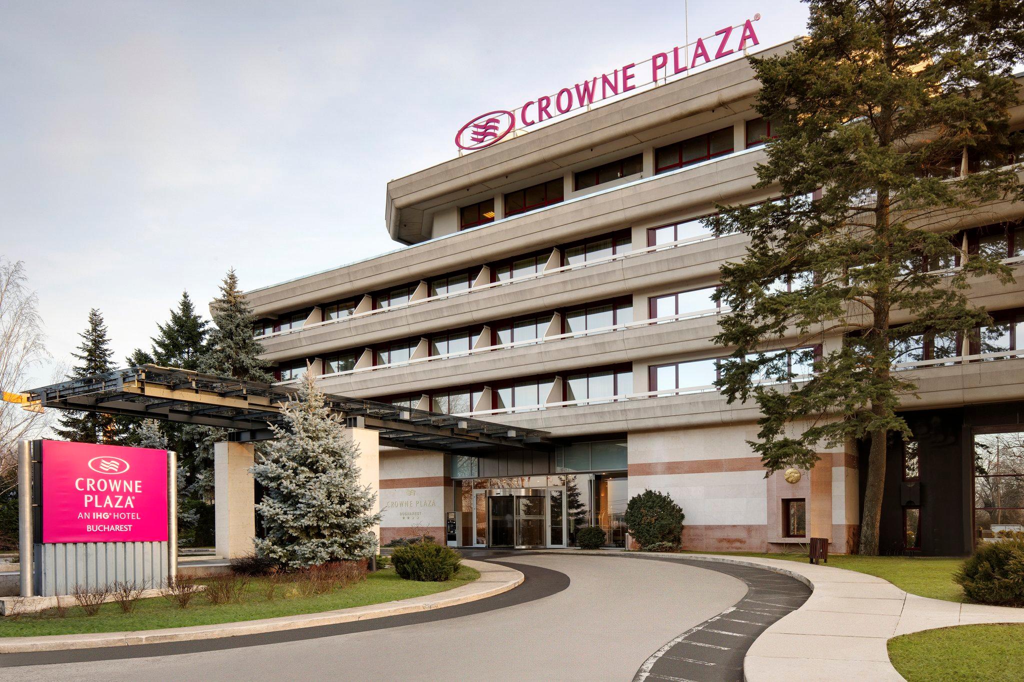 Crowne Plaza Bucharest image