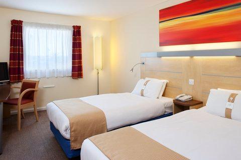 Holiday Inn Express Cardiff Airport i Barry, GB3