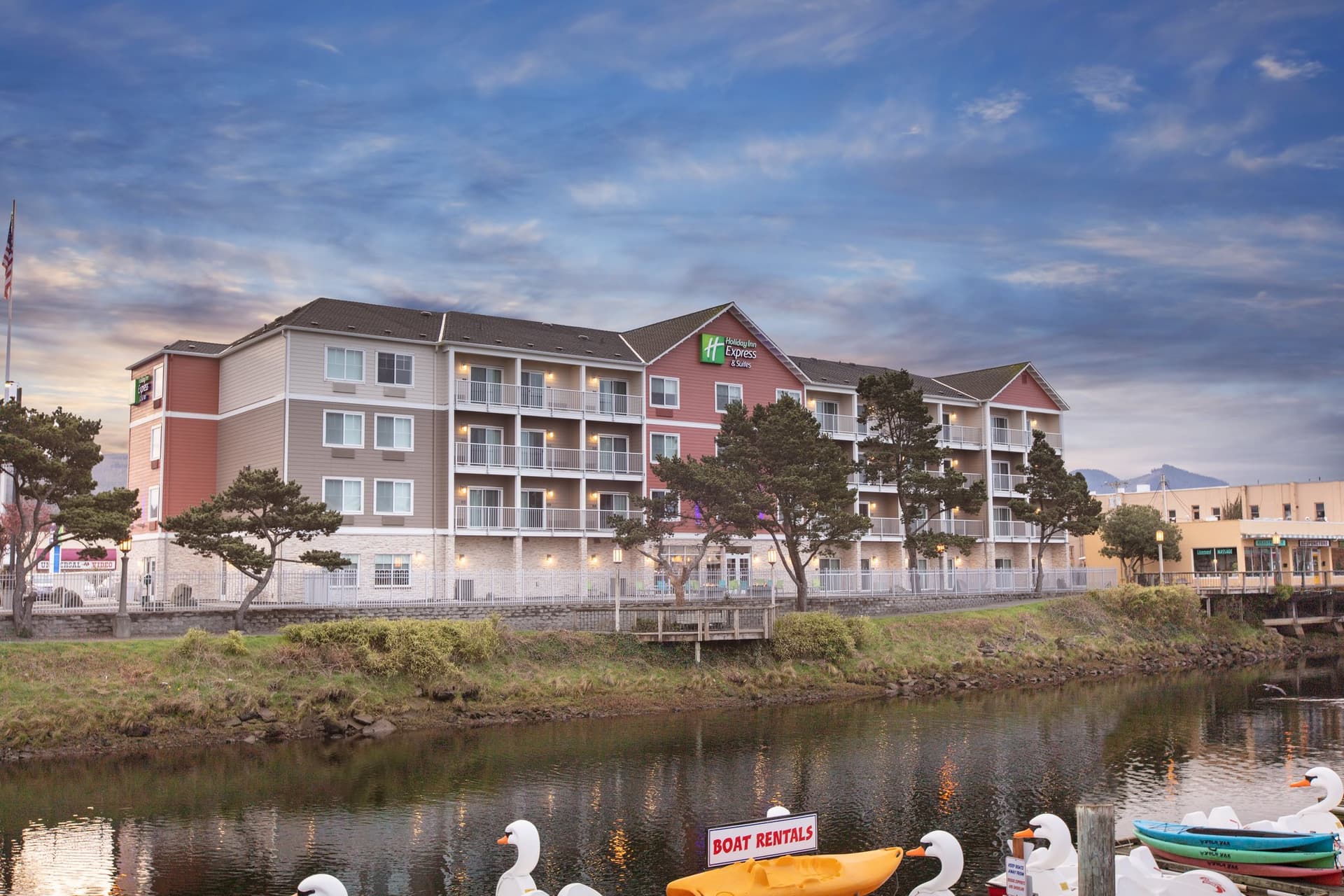 Holiday Inn Express Hotel & Suites Seaside-Convention Center à bord de mer, OR
