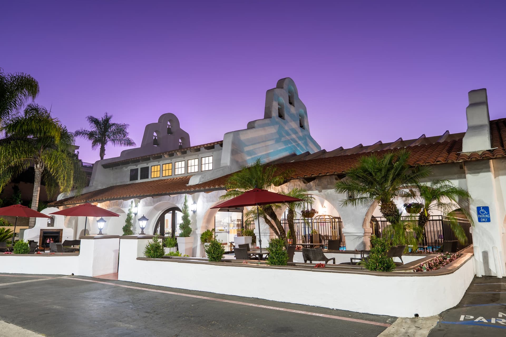 Holiday Inn Express San Clemente North в Сан-Клементе, CA