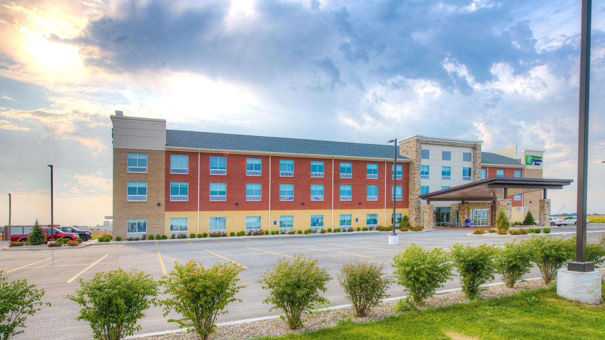 Holiday Inn Express & Suites Remington in West Lafayette, IN