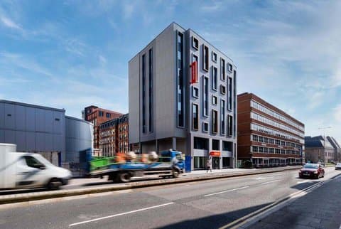 EasyHotel Cardiff City Centre in Cardiff, GB3