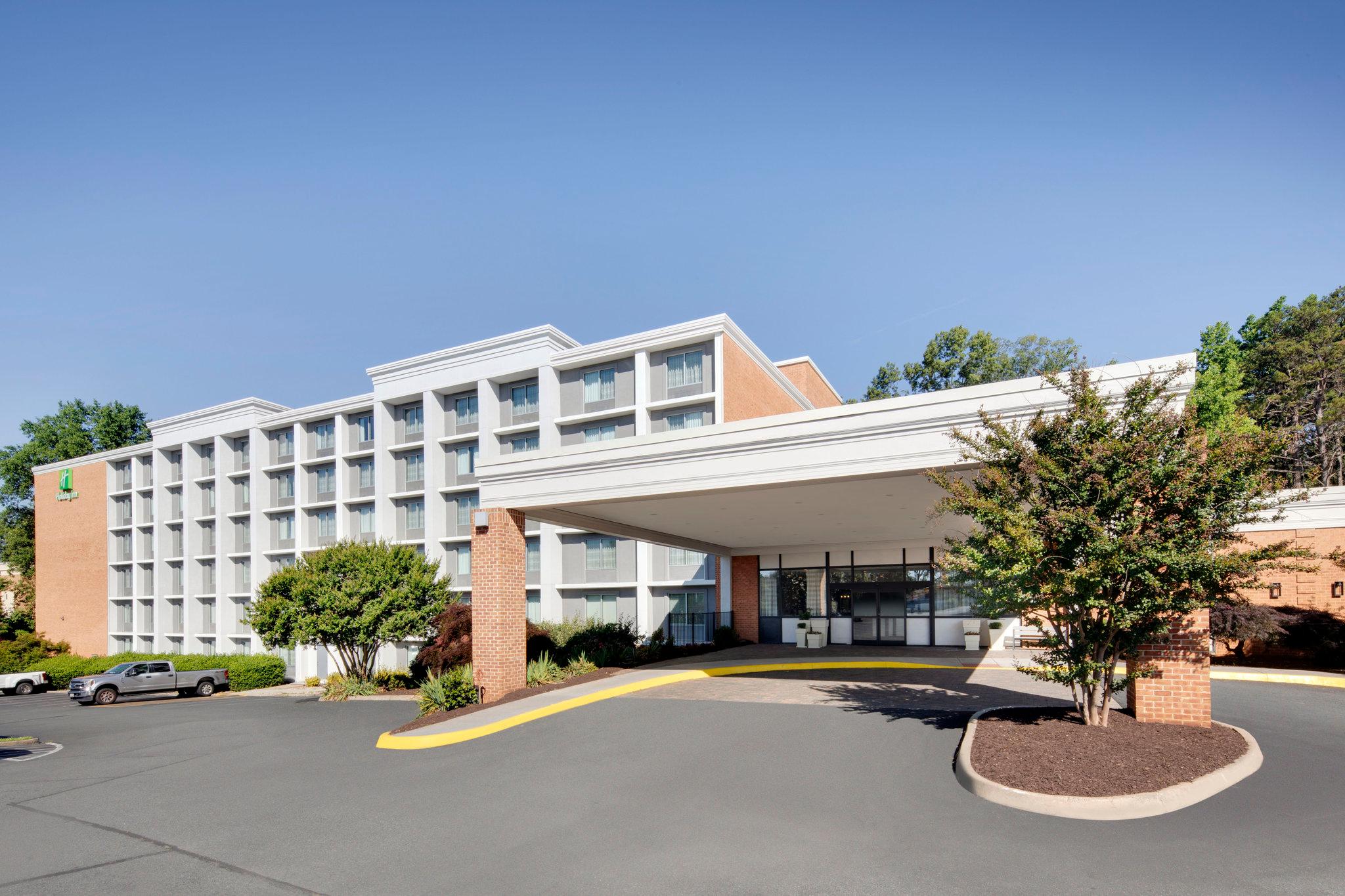 Holiday Inn Charlottesville-Univ Area in Charlottesville, VA