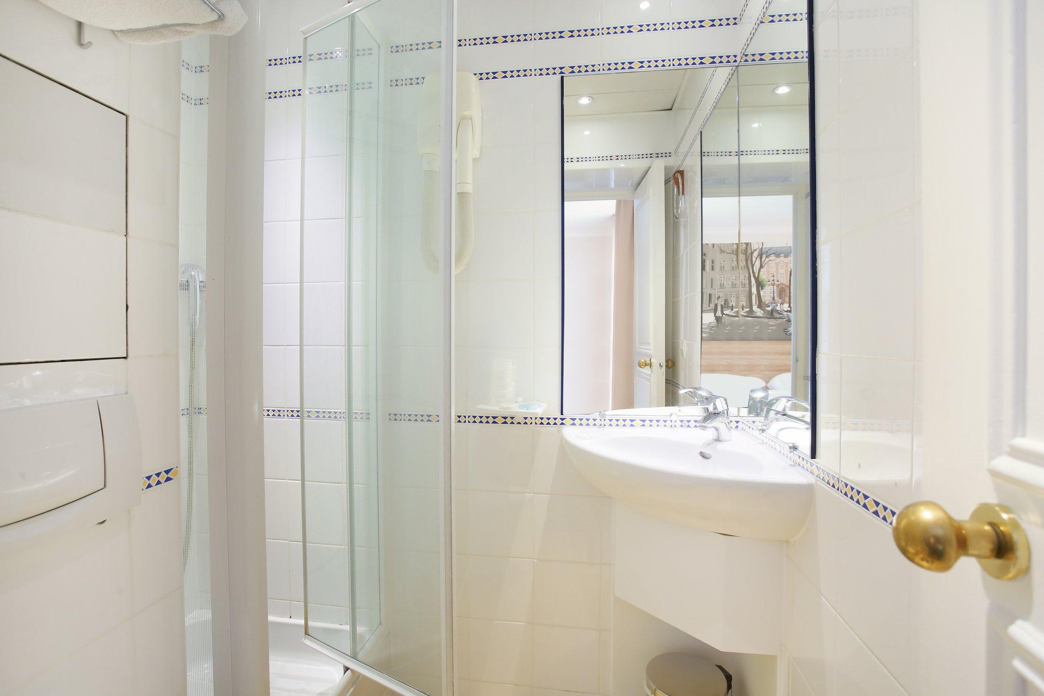 Hotel Lautrec Opera image