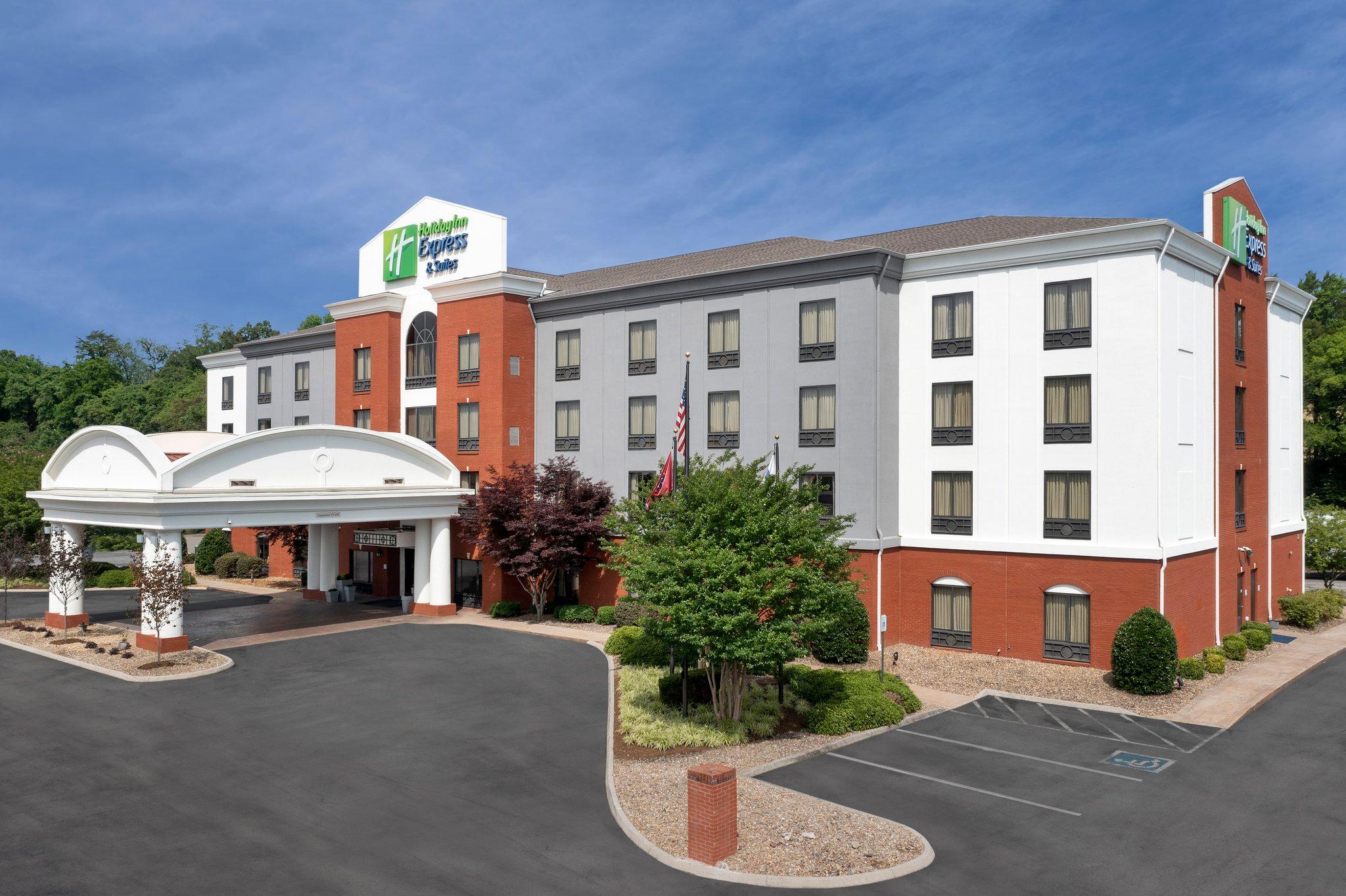 Holiday Inn Express Hotel & Suites Knoxville-Clinton in Clinton, TN