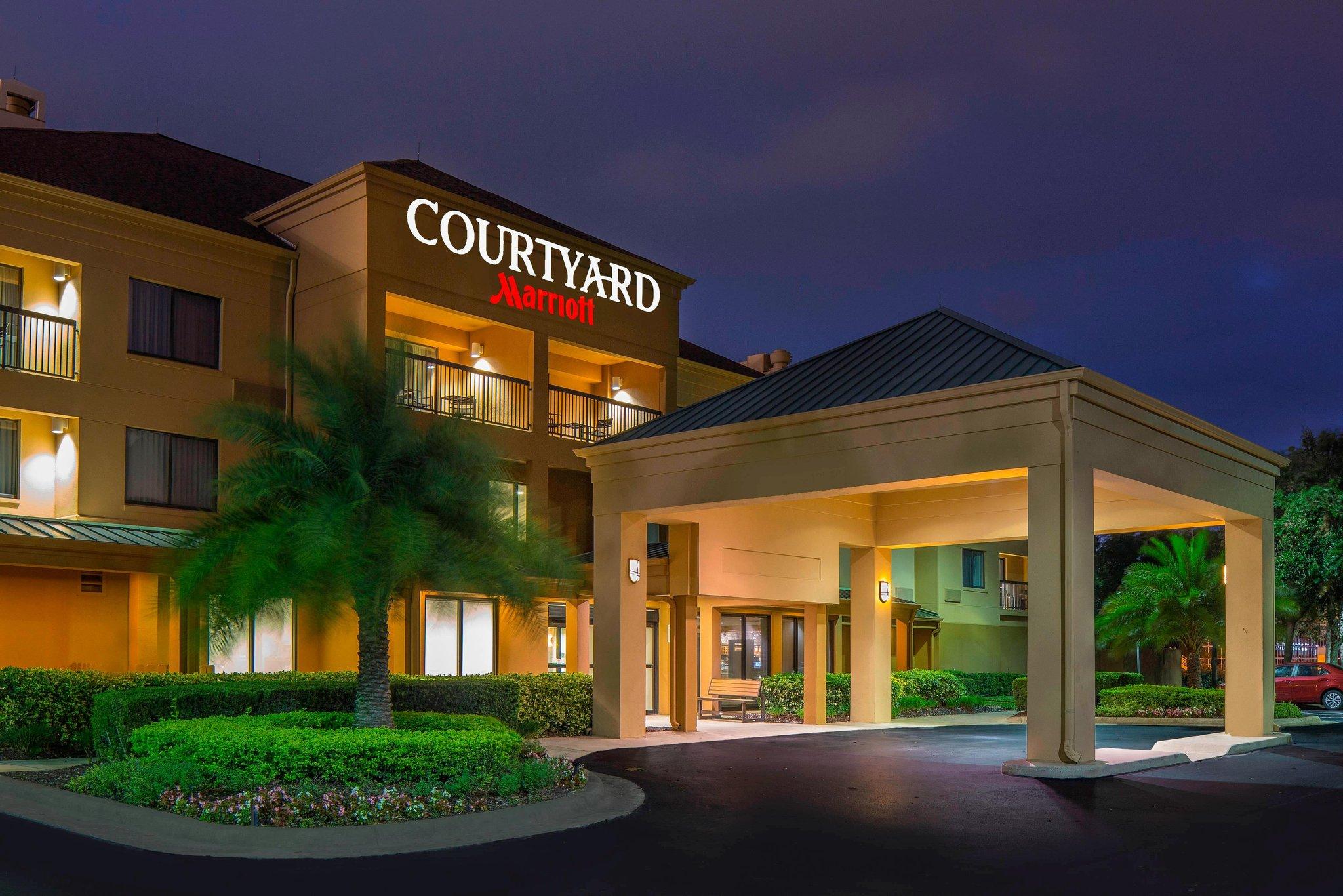 Courtyard Daytona Beach Speedway/Airport in Daytona Beach, FL