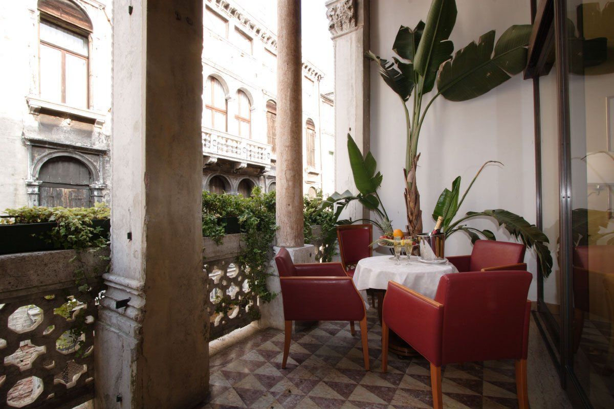 รูปสถานที่จัดงาน