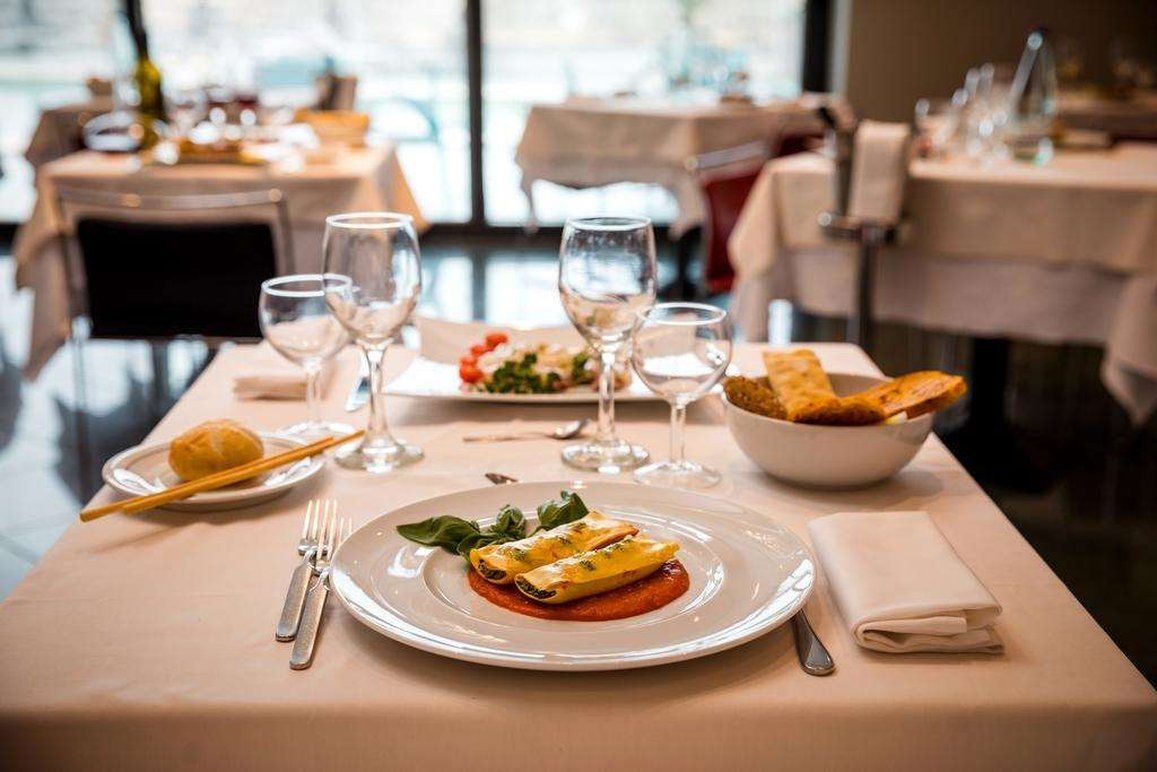 รูปสถานที่จัดงาน