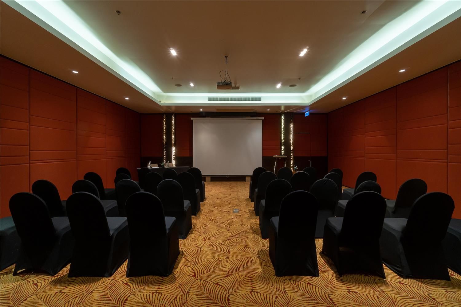 รูปสถานที่จัดงาน