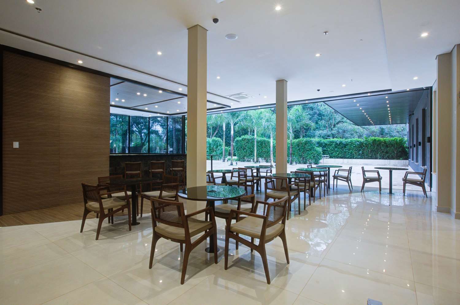 รูปสถานที่จัดงาน